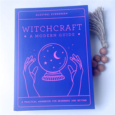Unleash Your Inner Sorcerer with the Witchcraft Mini Juicer